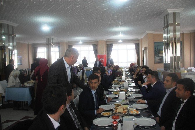 Başkan Memiş’ten Öğretmen Adaylarına Altın Öğütler