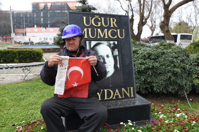 Sinoplu Vatandaştan Teröre Tek Kişilik Protesto