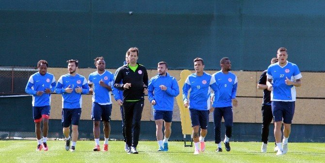 Antalyaspor’da Beşiktaş Maçı Hazırlıkları Başladı