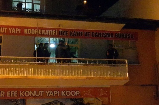 Kafayı Bulunca Yanlış İş Yerini Bastı