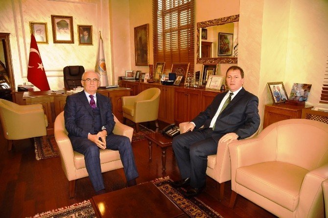 İl Milli Eğitim Müdürü Girgin’den Başkan Yılmaz’a Veda Ziyareti