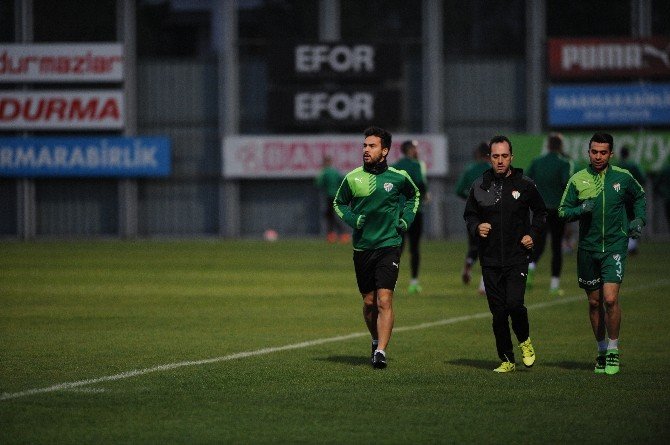 Bursaspor 7 Eksikle Çalıştı