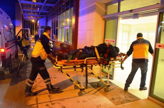 Fatsa’da Motosiklet Kamyonete Çarptı: 1 Yaralı