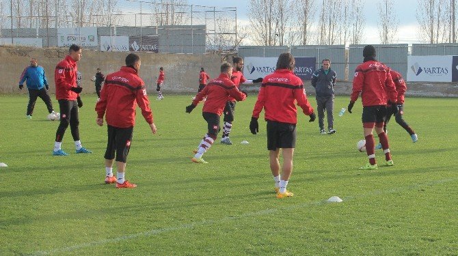Vartaş Elazığspor, Karşıyaka Maçı Hazırlıklarını Sürdürdü