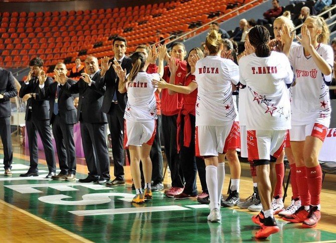 Yakın Doğu Üniversitesi’nin Rakibi Fenerbahçe