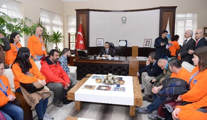 Anı Tur’dan Başkan Külcü’ye Ziyaret
