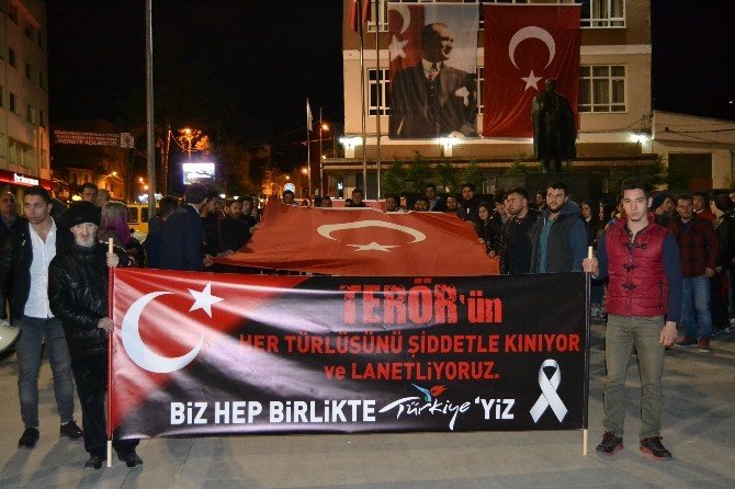 Alaçam’da Teröre Tepki Yürüyüşü