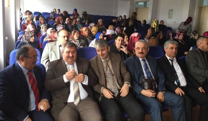 Aile Eğitiminde Sertifika Sevinci