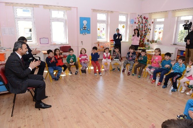 Başkan Külcü, Çocuklara Masal Anlattı