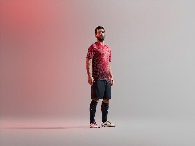 A Milli Futbol Takımı’nın Yeni Formaları Belli Oldu