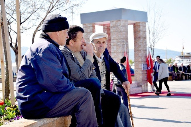 Gidemedikleri Çanakkale’deki Şehitler Abidesi’nin Maketini Ziyaret Ederek Mutlu Oldular