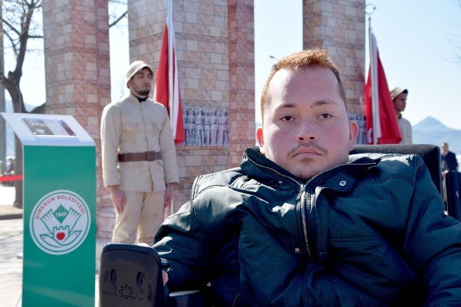Gidemedikleri Çanakkale’deki Şehitler Abidesi’nin Maketini Ziyaret Ederek Mutlu Oldular