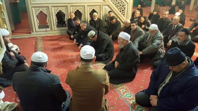 Düzce Belediyesi Çorba Dağıttı