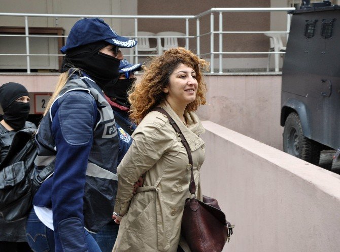 Başkansız Kalan Hdp İzmir’de Olağanüstü Kongre Olabilir
