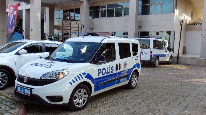 Servet Çetin İle Mersin İdmanyurdu Arasında Çek Krizi