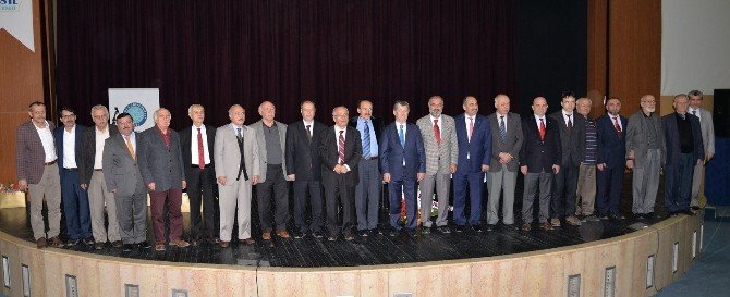 İlahiyat Fakülteleri Yeni Dünyanın Öncüsü Olacak