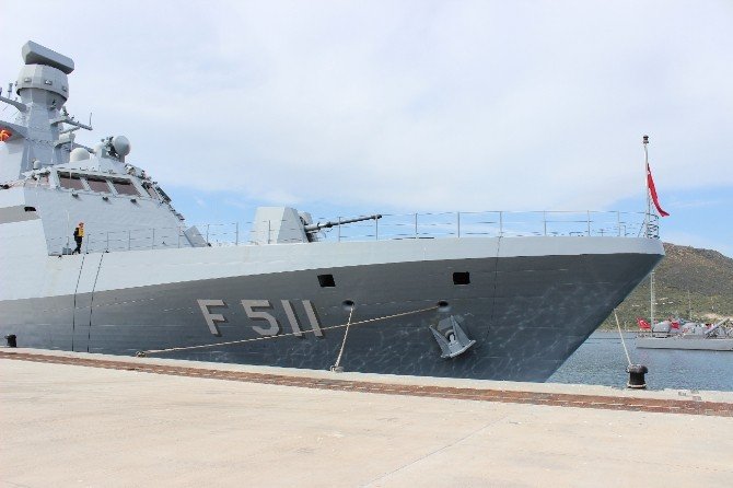 Foça Deniz Üs Komutanlığı Yurttaşların Ziyaretine Açıldı