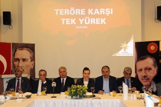 Ak Partili Vekiller Teröre Karşı ’Tek Yürek’ Oldu