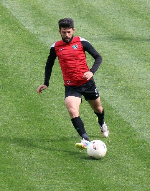 Denizlispor’da Şenol Akın Sezonu Kapattı
