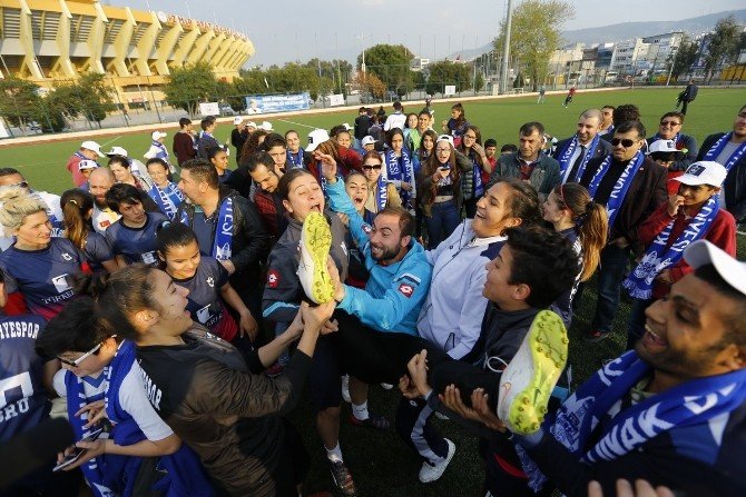 Konak Belediyespor Tarihe Geçti