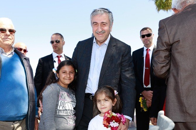 Kktc’de Nevruz Yoğun Güvenlik Önlemleri Altında Kutlandı