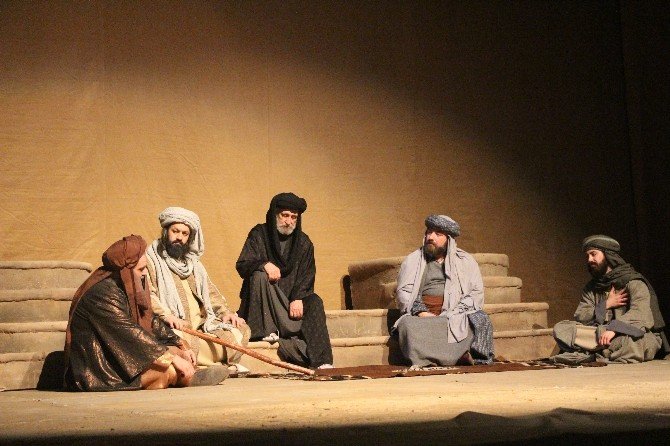 ’Omar Bin Hattab’ Samsun’da Sahnelendi