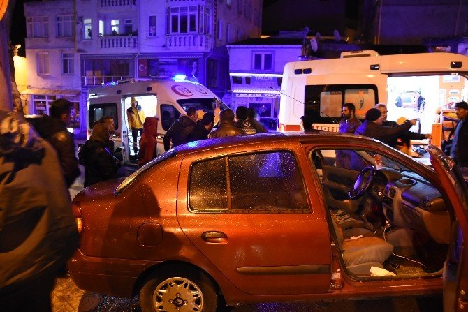 Sinop’ta Trafik Kazası: 2 Yaralı