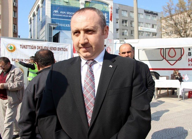 “1 Kan 1 Fidan” Projesi Kapsamında 3 Bin Fidan Dağıtıldı