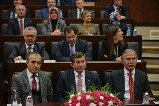 Başbakan Davutoğlu, Brüksel’deki Terör Saldırısını Lanetledi