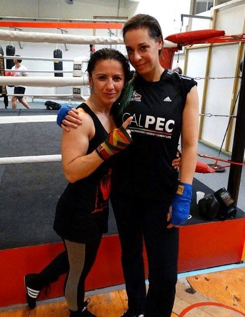 Özlem Şahin Yeniden Ringe Çıkıyor