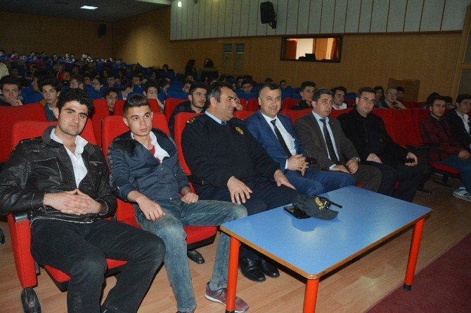 Bafra’da Öğrencilere “Terör” Semineri