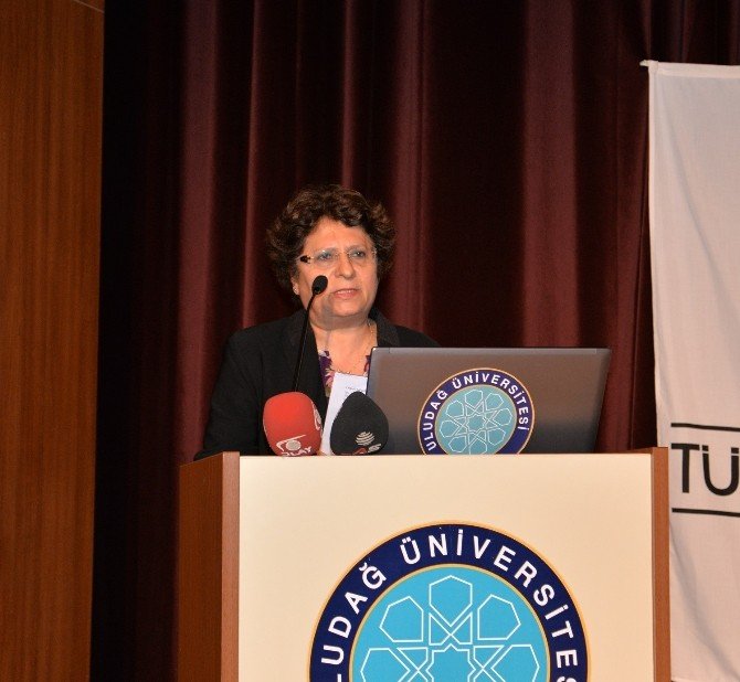 Prof. Dr. Şükran Dere: “İçme Suyu Konusunda Şanslıyız”