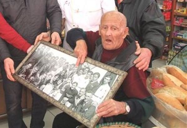 104 Yaşında Vefat Eden Eski Futbolcu Defnedildi