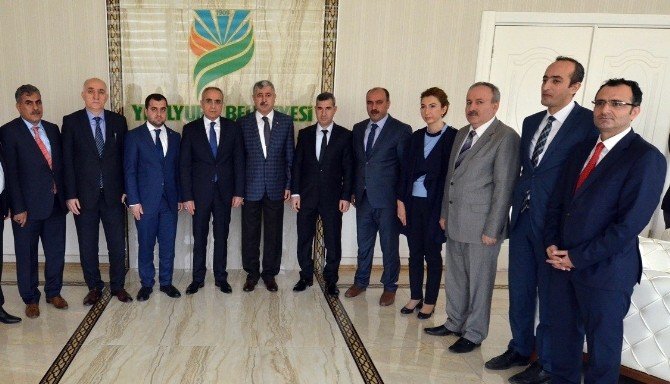 Cumhurbaşkanı Başdanışmanı Yalçın Topçu: