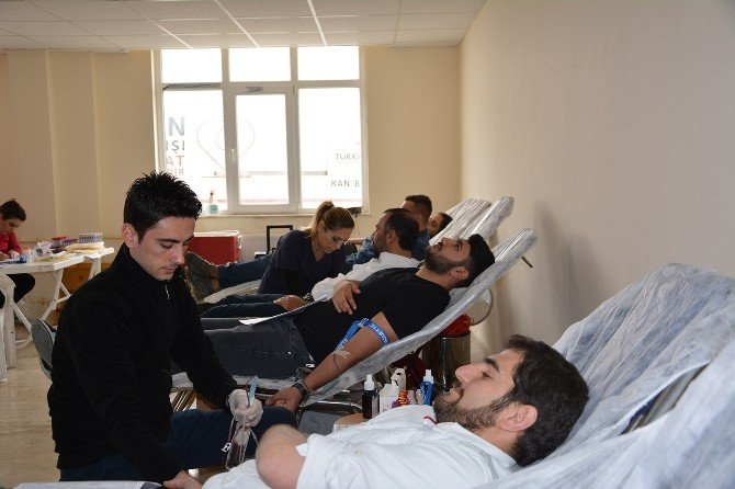 Korkuteli Myo’dan 118 Ünite Kan Bağışı