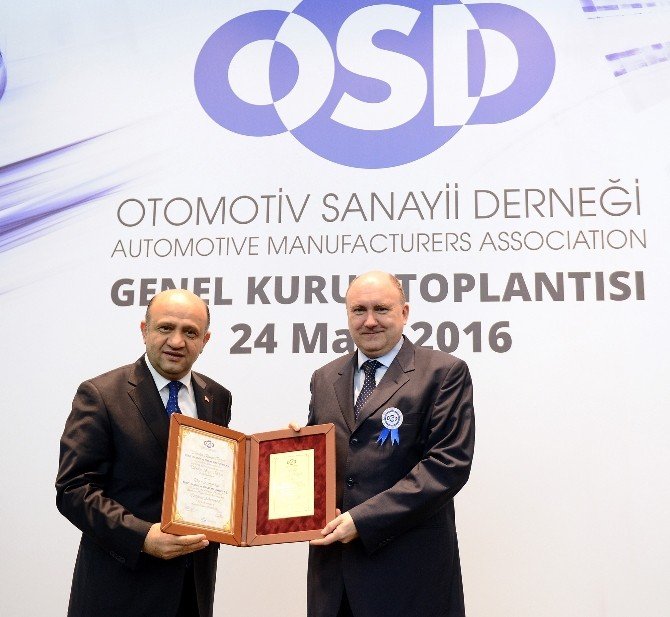 Otomotiv Sanayi Derneği (Osd) Yan Sanayi Ve İhracat Başarı Ödülleri Töreninde Türktraktör’e 2 Ödül Birden