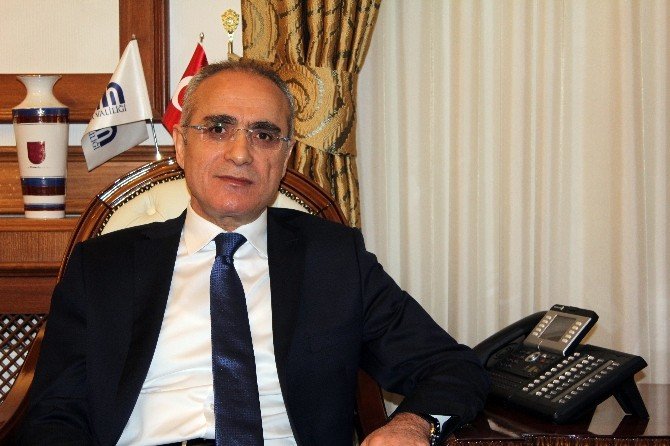Cumhurbaşkanı Başdanışmanı Yalçın Topçu: “Hendek Başındaki Çapulcunun Arkasındaki 72 Düvelle Savaşıyoruz”