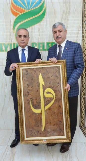 Cumhurbaşkanı Başdanışmanı Yalçın Topçu: