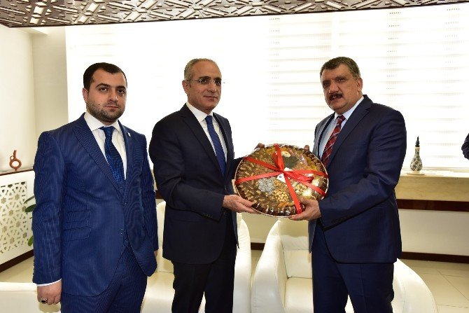 Cumhurbaşkanı Başdanışmanı Topçu, Başkan Gürkan’ı Ziyaret Etti