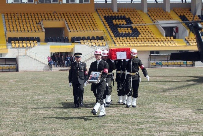 Doğum Gününde Toprağa Verilecek