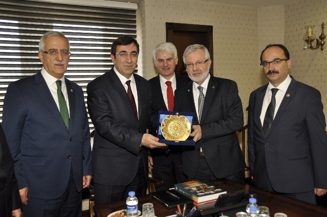 Kalkınma Bakanı’ndan Uludağ Üniversitesi’ne Tam Destek
