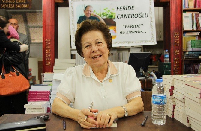 Hale Caneroğlu, Annesinin Yazdığı Kitabı Okuyamadı