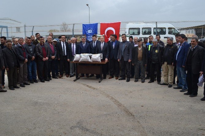 İnegöllü Çiftçiye Tohum Desteği