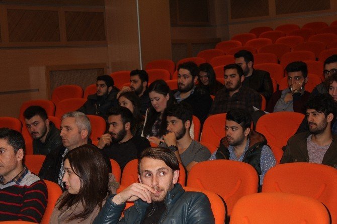 İaü’den Deprem Konusunda Farkındalık Eğitimi