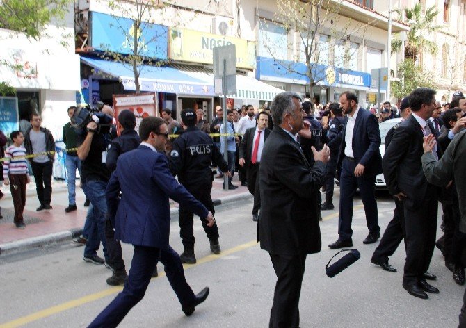 Davutoğlu’nun Manisa Ziyaretinde Bir Gözaltı