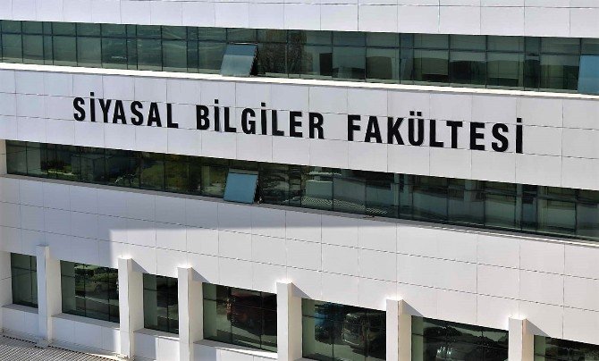Sakarya Üniversitesi’nde Hükumet Sistemleri Tanıtılacak