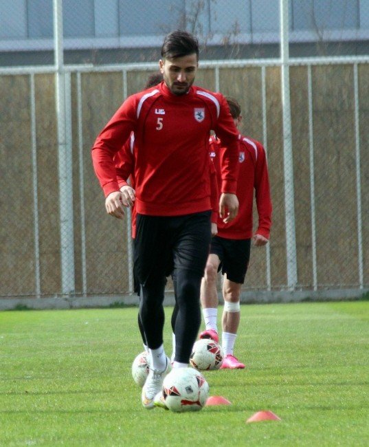 Samsunspor Kalecisi Furkan: “Hedefim Milli Takıma Gitmek”