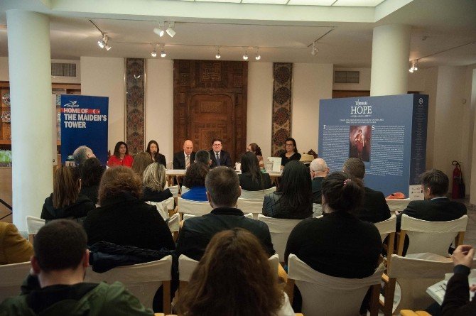 Atina’da “Osmanlı İstanbul’u Eskizleri” Sergisi Büyük İlgi Gördü