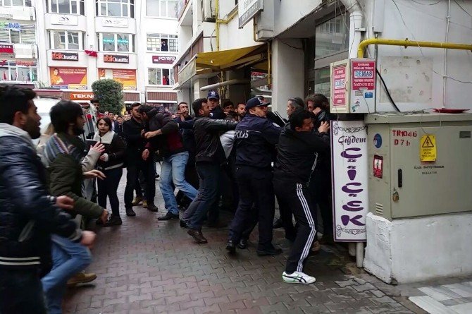 Bolu’da İki Grup Tekme Tokat Birbirine Girdi