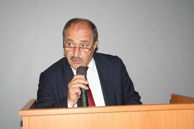 Devrekli Muhtarlar Derneğinden Dayanışma Yemeği